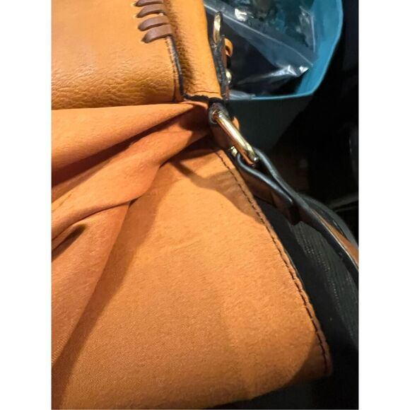 NWT Browning Locking Honey Brown Faux Leather Oakley Concealed Carry Cross body - Picture 13 of 15